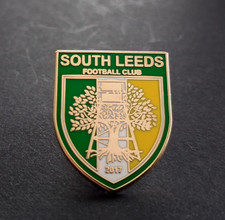 SOUTH LEEDS FOOTBALL CLUB BUTTERFLY PIN BADGE