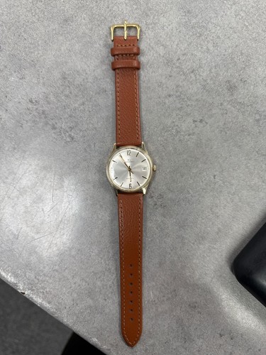 9ct yellow gold - gerrard, watch