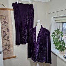 Style by EWM Purple Velvet