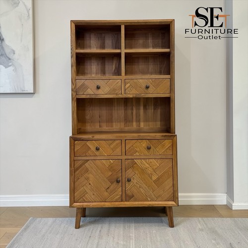 Brushed glazed solid oak - &,