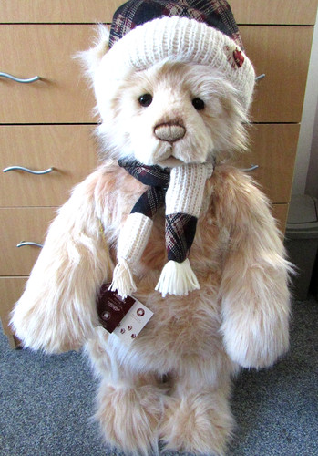 Charlie bear large hub - large, bub