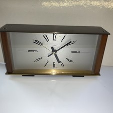 Metamec Vintage Retro Battery Mantle Clock (107/18)