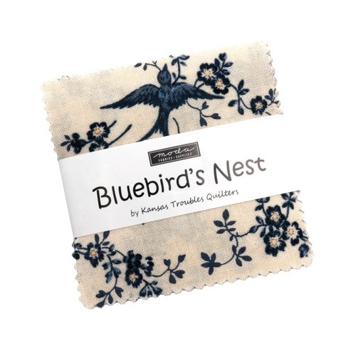 Moda bluebirds nest mini charm - bluebirds,