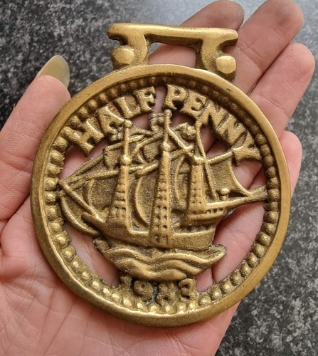 Vintage horse brass ship - horse, half