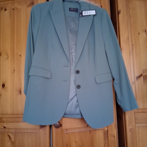 Green trouser suit 3 - m&s,