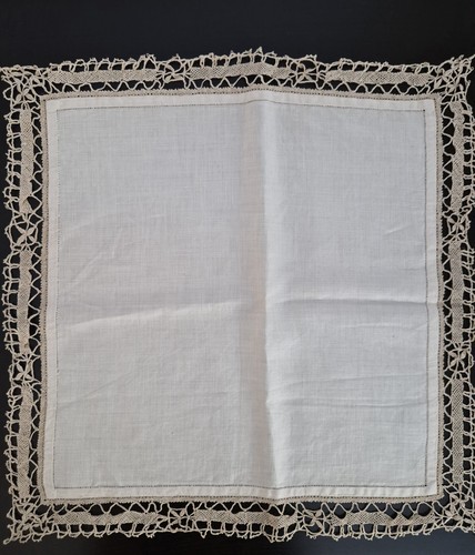 Vintage linen table centre - vintage,