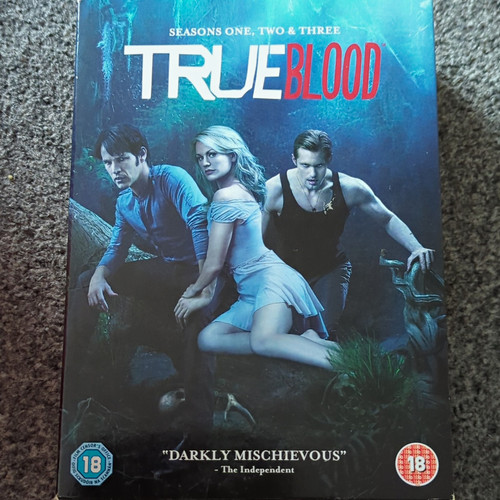 True blood seasons - blood,