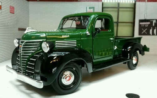 Plymouth lorry pickup - lorry,