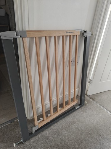 Badabulle safe and lock - and, wood