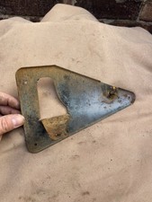 Genuine Ford Mk2 Escort 2 Hole Washer Bottle Mounting Mount Bracket