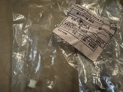 Genuine roller nos golf - vw,