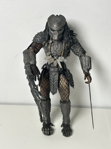 Mcfarlane predator figure - predator,