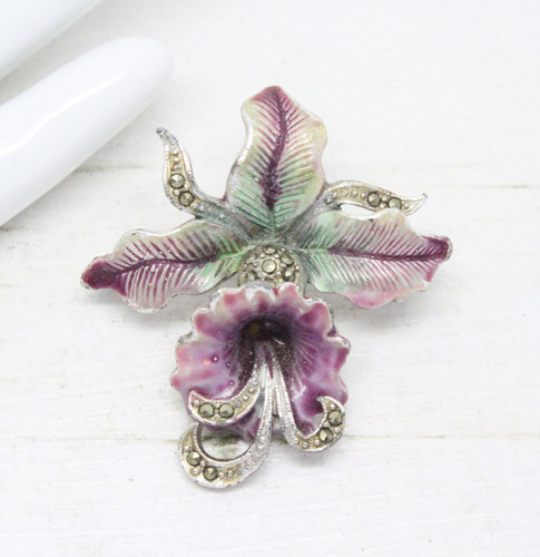 Vintage 1950s iris orchid - 1950s,