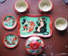 1930s MICKEY MOUSE CHILD'S TEASET Happynak tinware Donald Duck Snow White Pluto