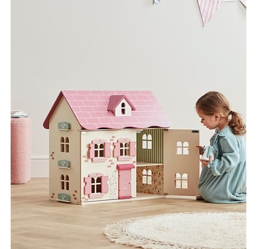 Wodden doll house - doll, house/dollhouse
