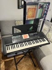 Yamaha PSR-330 Midi Electronic Keyboard w/ Bonus Music Cartridge, Boxed