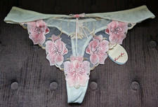 Ultimo Adore Moi Ivory, Gold &