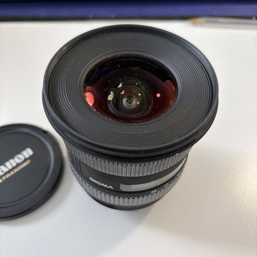 Sigma 20mm 6 ex - f/4-5.6, dc