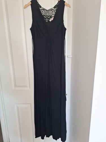 Per una long black - per, sleeveless