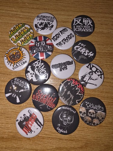 Punk rock pin - button, badges