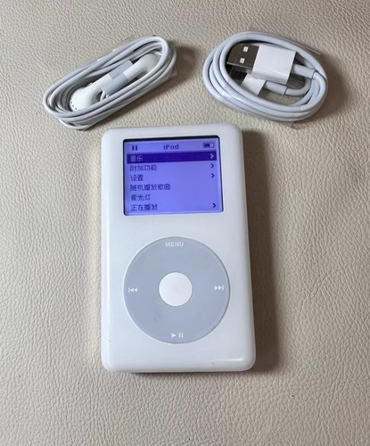 Used apple ipod classic photo - apple,