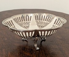 Synyer & Beddoes Sterling