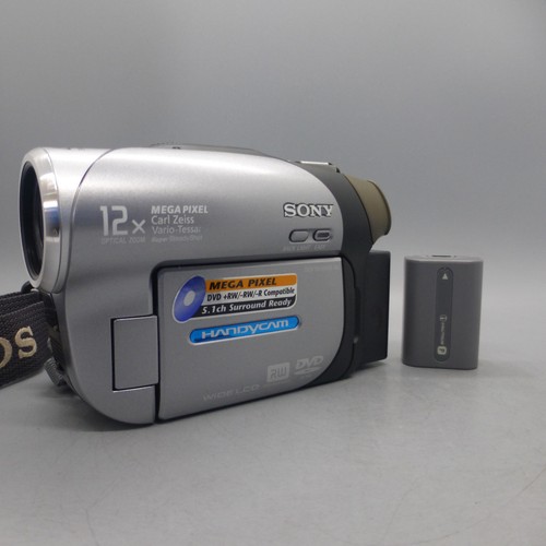 Sony handycam dcr - sony,
