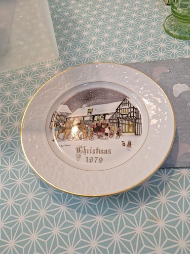 Royal worcester christmas - worcester,