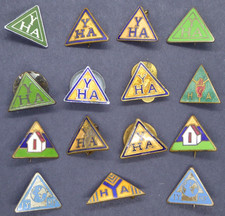 Job Lot 15 Youth Hostel Association Ireland International Enamel Badges BR6.