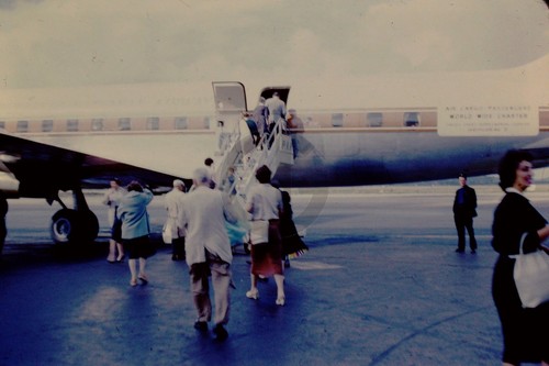Men women boarding a prop - men,