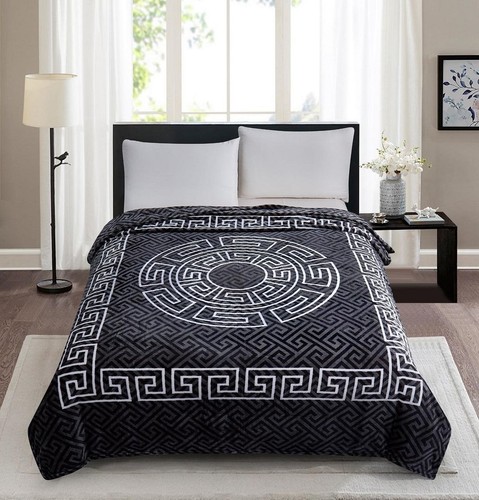 Large geometric faux - large, fur