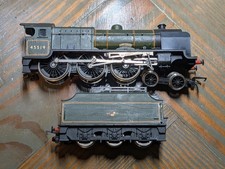 HORNBY R311 BR GREEN PATRIOT