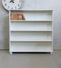 Wooden pine bookcase / floor