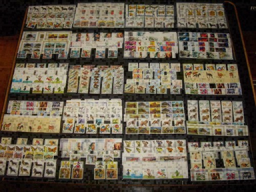 Frg auction stamps 100 - stamps,