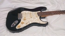 Vintage  Fernandes Strat