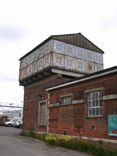 Photo 6x4 old water tower - old,