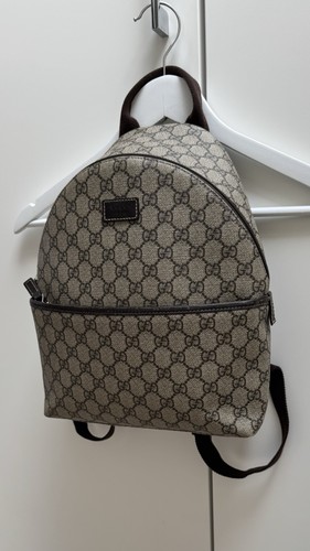 Gucci bagpack good used - in,