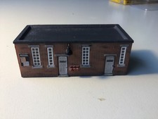 bachmann graham farish 42-0054 depot mess room and toilet n scale building