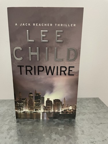 Lee child paperback book - lee,