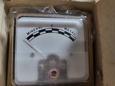 Mineral metal moving coil