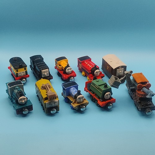 Take along play thomas - along, n