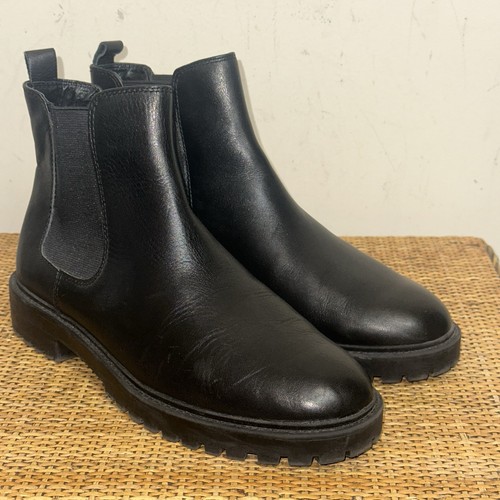 Banana republic chelsha boots - banana,