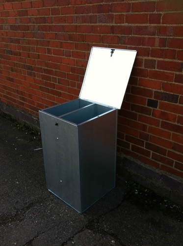 Small galvanised feed bin with - bin,