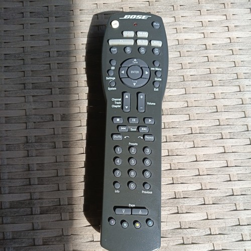 Bose remote control 2 - remote, ‣