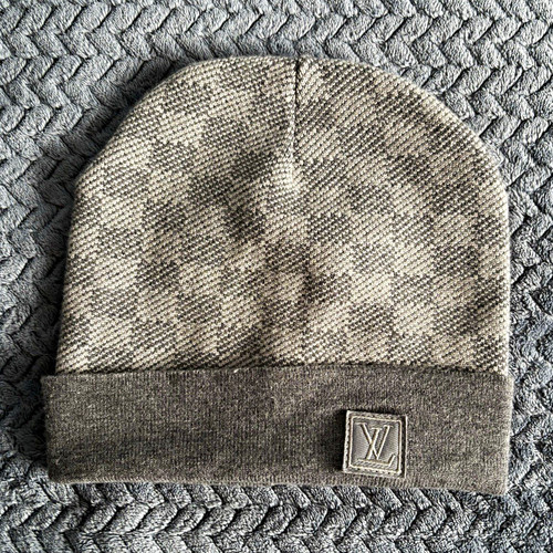 Louis vuitton grey - louis,