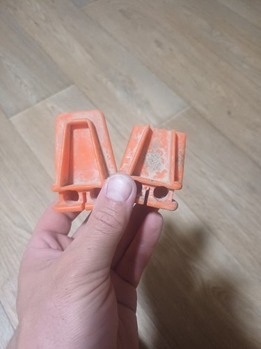 Bricklaying corner blocks - corner,