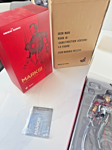 Hot toys iron - man, iii