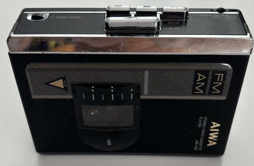 Aiwa t33 walkman cassette - hs-t33,