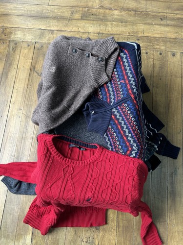 Job lot clothing - job, knitwear