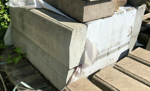 Concrete straight kerb - straight, stones